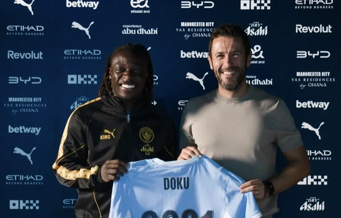 Oficial: Doku renova com o City